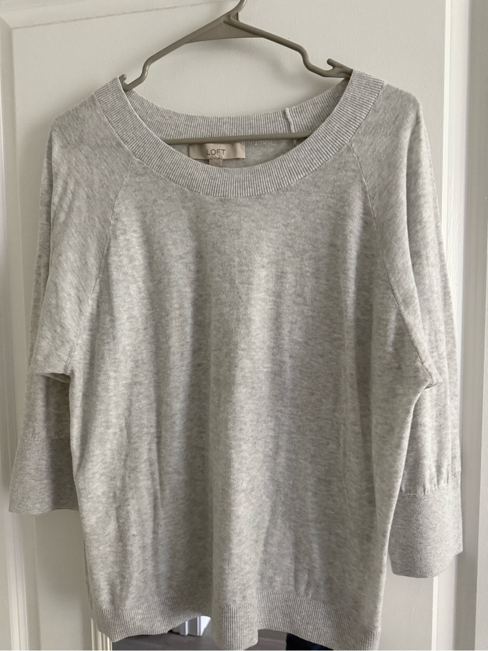 LOFT Light Gray Scoop Neck Lightweight Soft Sweater, Large